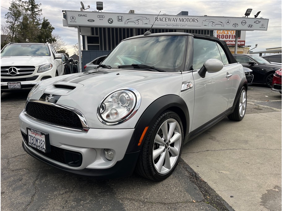 2013 MINI Convertible from Raceway Motors