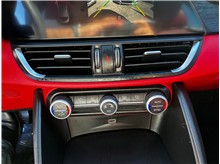 Vehicle Thumb #14