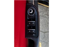 Vehicle Thumb #7