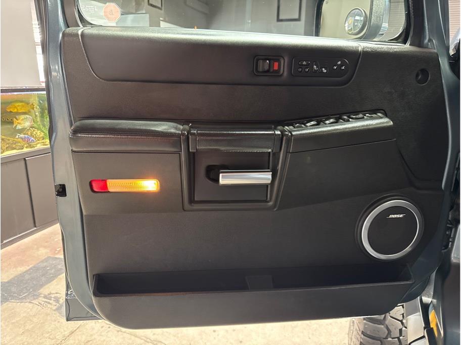 2005 Hummer H2 Base - Photo 9