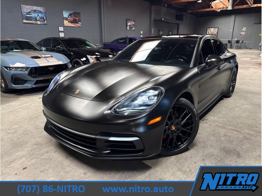 2020 Porsche Panamera 4's photo