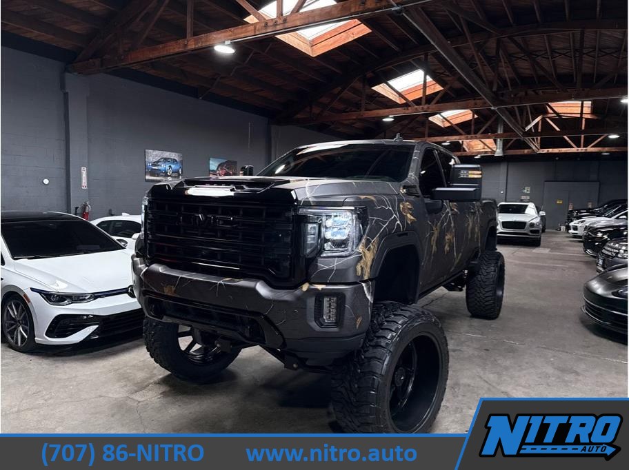 2020 GMC Sierra 4WD Crew Cab Standard Box AT4's photo