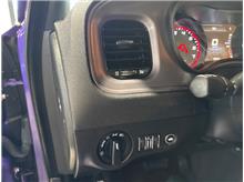 Vehicle Thumb #16