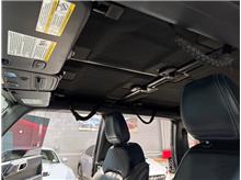 Vehicle Thumb #32