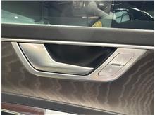Vehicle Thumb #15