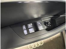 Vehicle Thumb #16