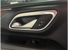 Vehicle Thumb #20