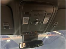 Vehicle Thumb #24