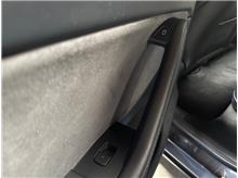 Vehicle Thumb #17