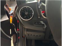 Vehicle Thumb #17