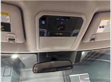 Vehicle Thumb #20