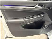 Vehicle Thumb #42