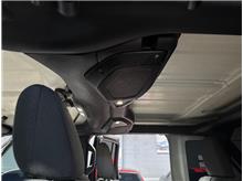 Vehicle Thumb #25