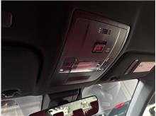 Vehicle Thumb #18
