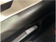 Vehicle Thumb #31