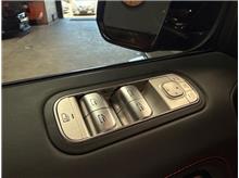 Vehicle Thumb #12