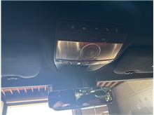 Vehicle Thumb #28