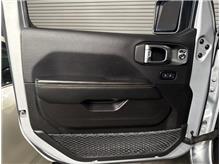 Vehicle Thumb #10