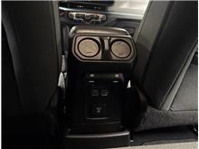 Vehicle Thumb #29