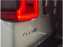 Vehicle Thumb #32