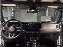 Vehicle Thumb #5