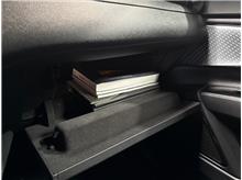 Vehicle Thumb #23