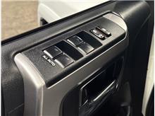 Vehicle Thumb #17