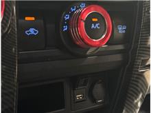 Vehicle Thumb #28