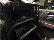 Vehicle Thumb #26