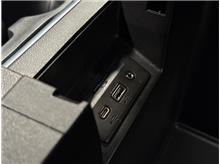 Vehicle Thumb #33