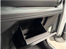 Vehicle Thumb #22