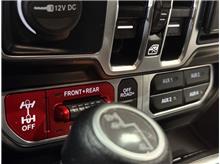 Vehicle Thumb #27