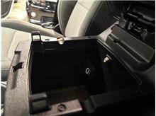 Vehicle Thumb #31