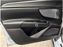 Vehicle Thumb #17