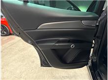 Vehicle Thumb #14