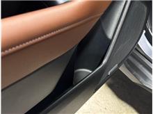 Vehicle Thumb #14