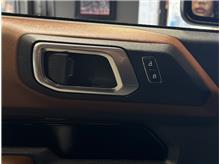 Vehicle Thumb #10