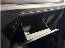 Vehicle Thumb #19