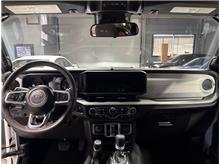 Vehicle Thumb #5