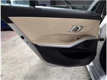 Vehicle Thumb #14