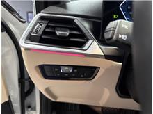 Vehicle Thumb #19
