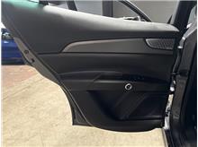Vehicle Thumb #13