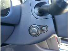 Vehicle Thumb #21