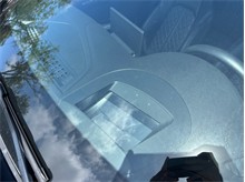 Vehicle Thumb #15