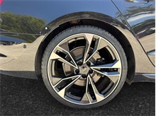 Vehicle Thumb #16