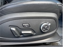 Vehicle Thumb #50