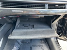 Vehicle Thumb #52