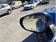 Vehicle Thumb #17