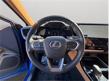 Vehicle Thumb #25
