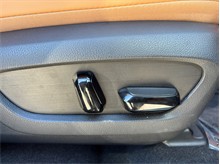 Vehicle Thumb #44